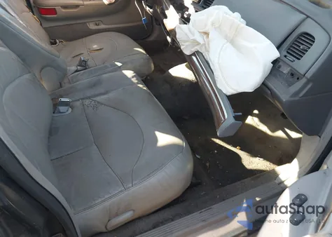 1999 Mercury Grand Marquis Gs из США, поврежденный, VIN 2MEFM74W7XX638004